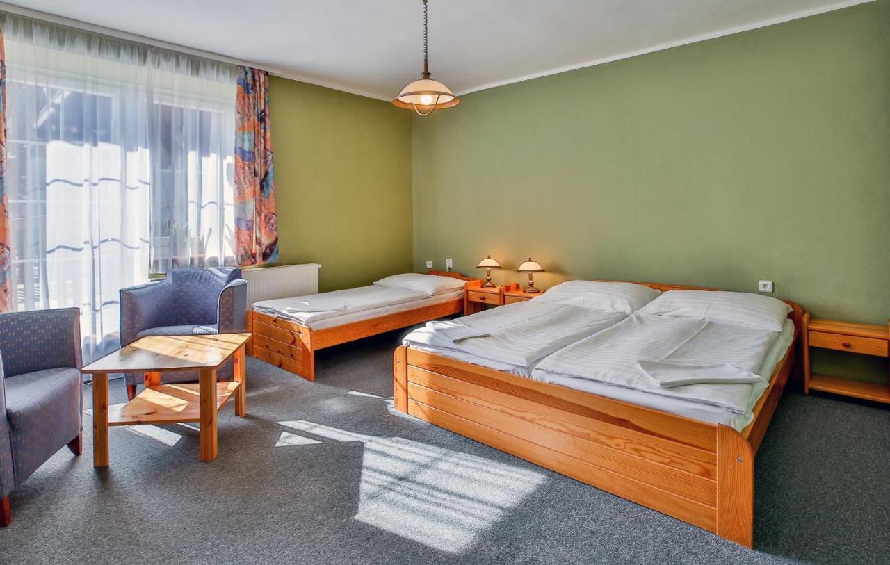 Penzion Vyton Hotel Přední Výtoň Екстериор снимка
