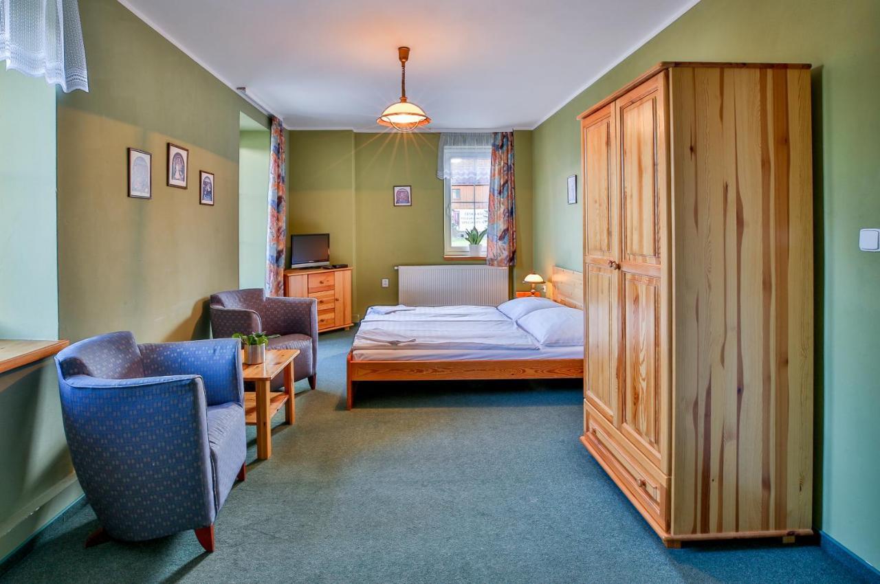 Penzion Vyton Hotel Přední Výtoň Екстериор снимка